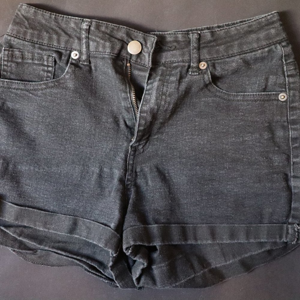 Black Jean Stretch Mini Shorts Size US 28 Juniors